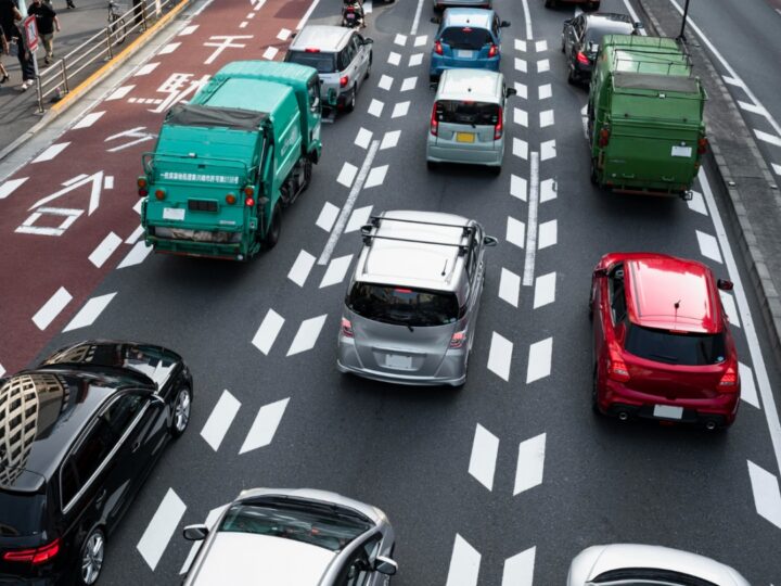 Znaczne problemy dla kierowców przez wypadek ciężarówki na Autostradowej Obwodnicy Wrocławia