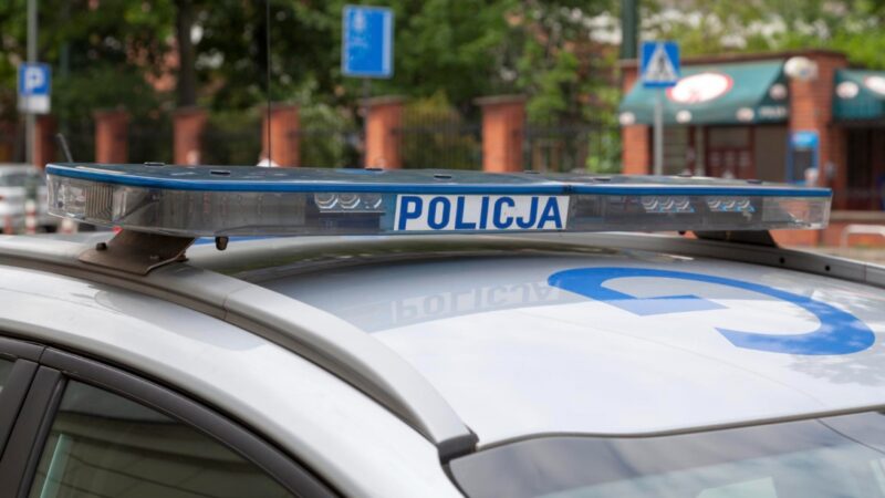 Prokuratura i policja wyjaśniają okoliczności tragicznego zdarzenia drogowego na trasie Oława-Wrocław