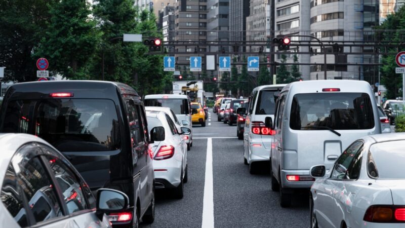 Zderzenie dwóch samochodów ciężarowych na autostradzie A4 przyczyną utrudnień ruchu drogowego