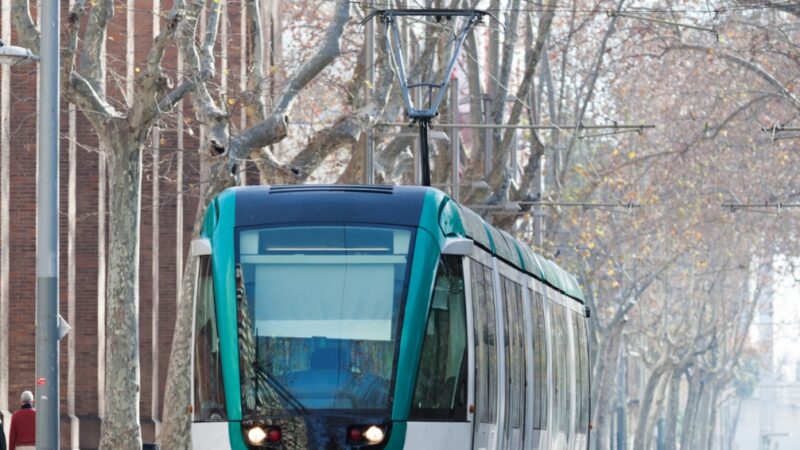 Nowy patron wrocławskiego tramwaju: Marek Hłasko, pisarz z głębokimi korzeniami we Wrocławiu