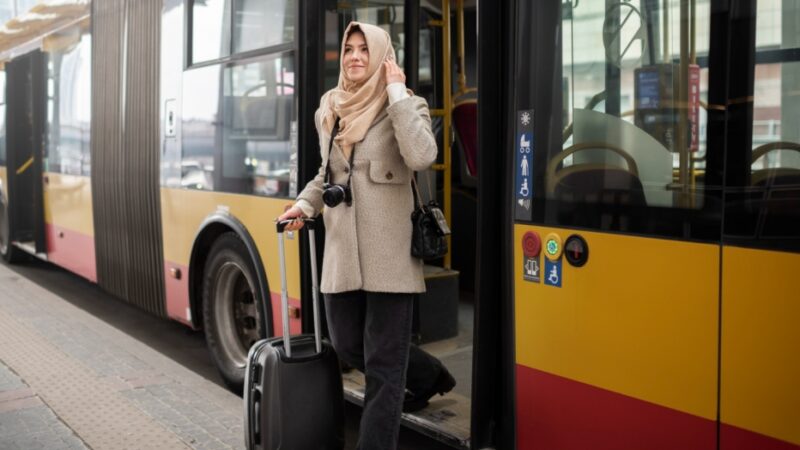 Wrocławskie MPK tłumaczy się z opóźnień: problemem są nieodpowiednio zaparkowane samochody