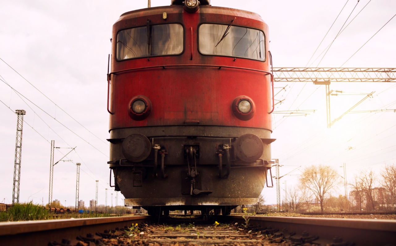 Połączenie kolejowe Nysa-Wrocław: mieszkańcy wciąż oczekują na powrót bezpośredniego kursu