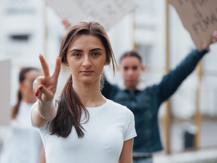 Protest przeciwko demoralizacji młodzieży i dymisji Barbary Nowackiej we Wrocławiu